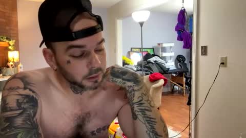 andyhardcock85 online show from December 20, 2:04 am