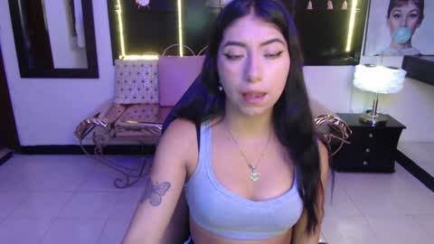 angela_diaz_ online show from January 14, 12:26 pm