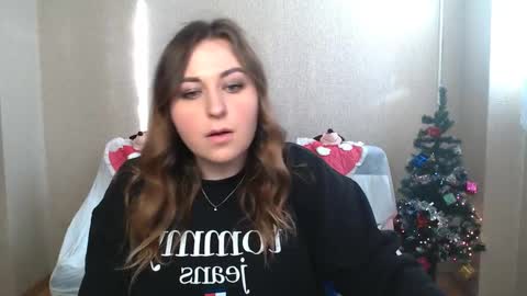 angela_magic_ online show from December 31, 7:55 am