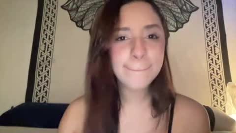 angell_we online show from January 11, 11:52 pm