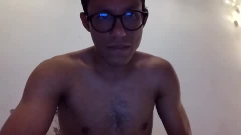 angelo__19 online show from January 16, 3:58 pm