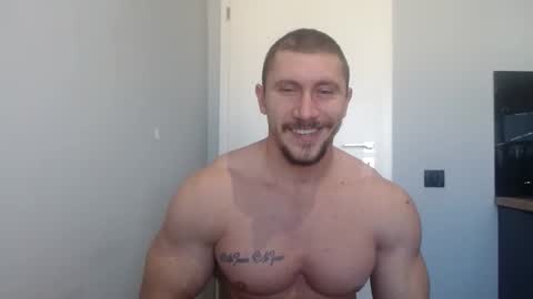  ------- SEX SHOW WITH GUYS AND GIRLS  MUSCLE SHOW online show from November 15, 12:28 pm