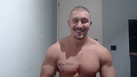  ------- SEX SHOW WITH GUYS AND GIRLS  MUSCLE SHOW online show from November 24, 4:16 pm