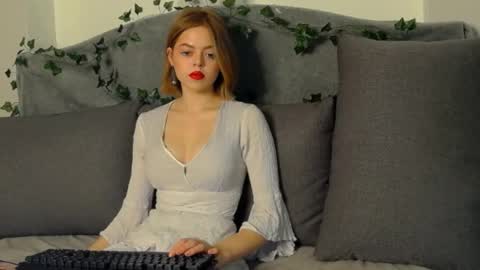 anita__grey online show from December 19, 5:26 pm