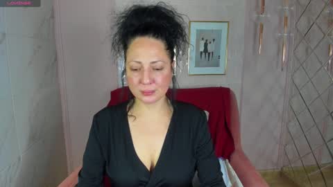 Anita online show from November 28, 1:38 pm