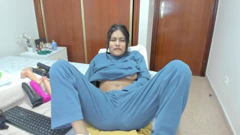 anthonela_hotsex online show from January 8, 11:57 pm