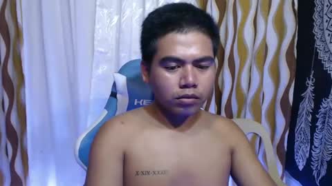 anthony_horny19 online show from January 2, 1:49 am