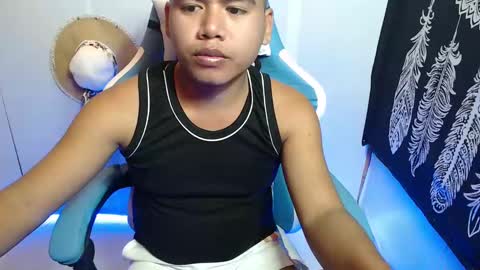 anthony_horny19 online show from November 30, 12:08 pm