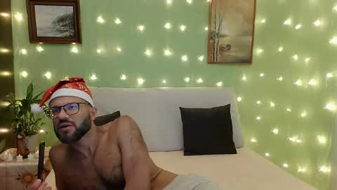 AnthonyXRoyal online show from December 21, 9:35 pm