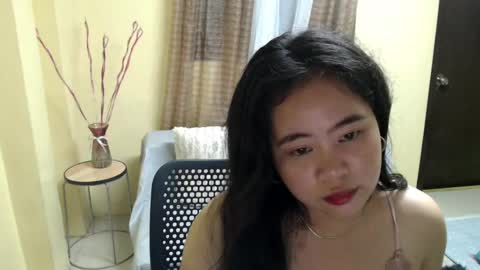 applecious_143 online show from February 11, 3:38 pm