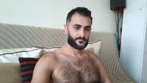 hairycub online show from December 24, 9:44 am