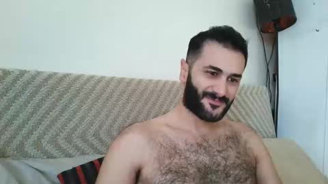 hairycub online show from December 9, 5:31 am