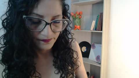 arianna_ros3 online show from December 24, 1:19 pm