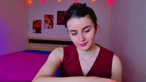 arielstonks_lovee online show from December 12, 4:19 am