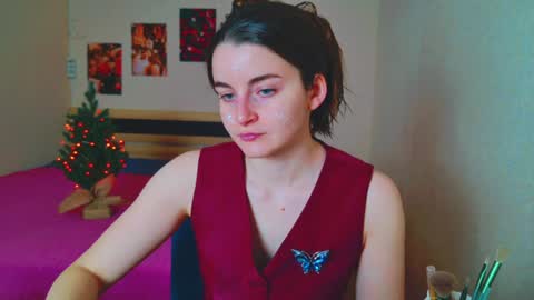 arielstonks_lovee online show from December 19, 1:45 am