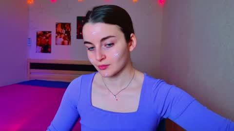 arielstonks_lovee online show from December 11, 3:30 am