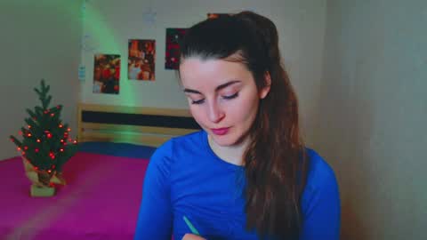 arielstonks_lovee online show from December 17, 3:01 am