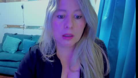 arisha_katy1 online show from December 10, 9:54 pm