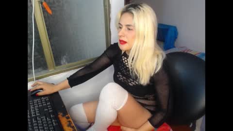 artemisa_cleo online show from December 14, 2:41 pm