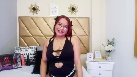 AshleyVillalobos online show from November 18, 11:26 am