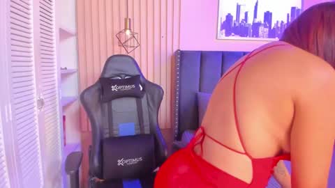 ashlye_miller_ online show from December 18, 3:54 am