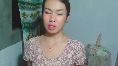 asian_llory online show from January 24, 2:33 pm