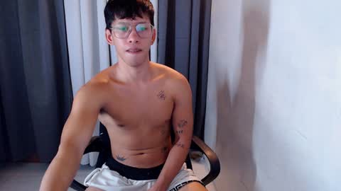 asianlusty_boy online show from December 4, 7:00 am