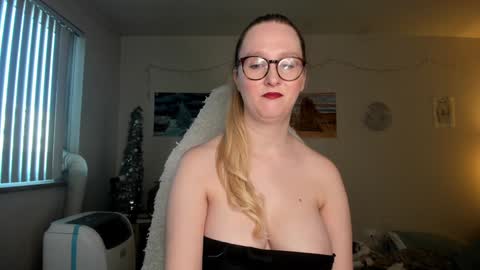 AudreyAlien online show from November 14, 4:19 pm