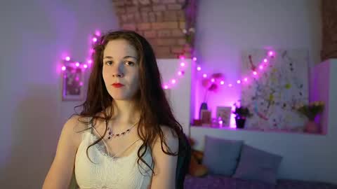 ava taylor18 online show from December 7, 4:27 pm