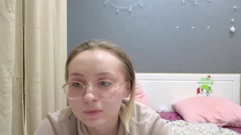 avgustina_love online show from December 30, 8:51 pm