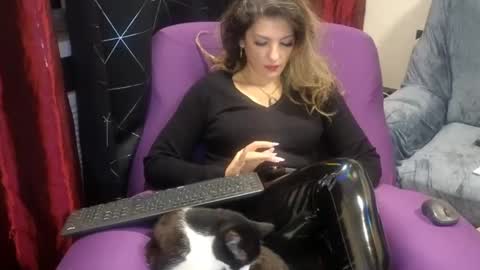 Dominatrix Queen online show from December 22, 6:54 pm