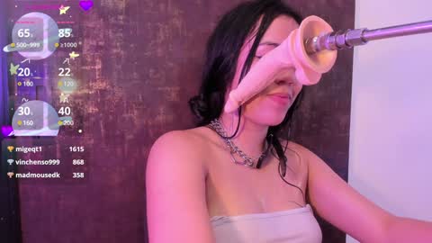 babby_alexxx online show from January 10, 11:51 pm