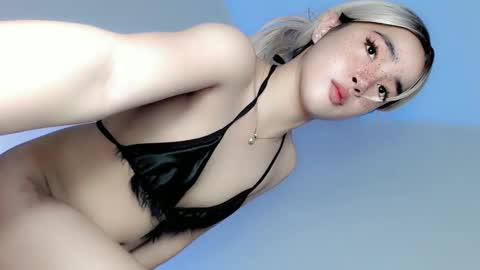 baby_sabrina19 online show from January 9, 6:38 pm