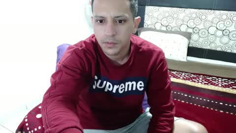 YOANDRES online show from November 27, 1:01 pm