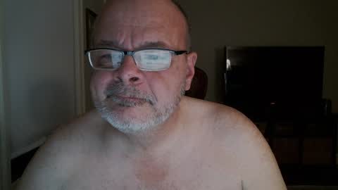 Bears Papa Papi online show from January 12, 8:52 am