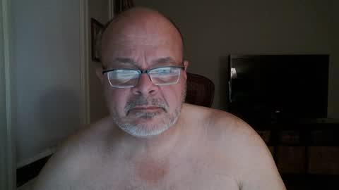 Bears Papa Papi online show from December 25, 9:04 am