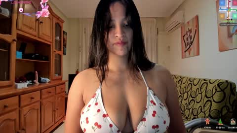 bella_pocahontas3 online show from December 7, 8:56 pm