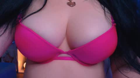 Hello I am kind friendly and cute girl online show from December 16, 6:18 am