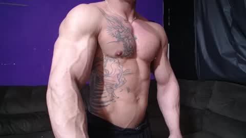 bestmuscle online show from November 15, 8:30 pm