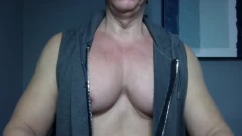 BGDKMUSCLEGUY - SELECTED BY CHATURBATE AS A TOP BROADCASTER FOR 2023 online show from December 4, 6:12 pm