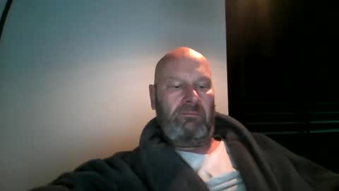 bigmike3339 online show from November 30, 8:22 am