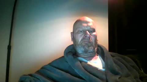 bigmike3339 online show from December 7, 5:40 am