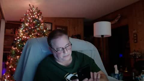 bigthicksatisfying2 online show from December 29, 10:54 pm