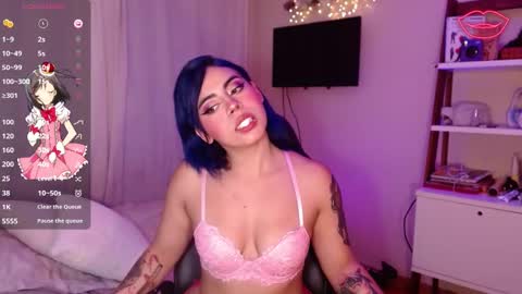 biigbooty_ online show from November 12, 2:57 am