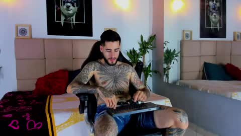 billi_ink777 online show from November 22, 4:22 am