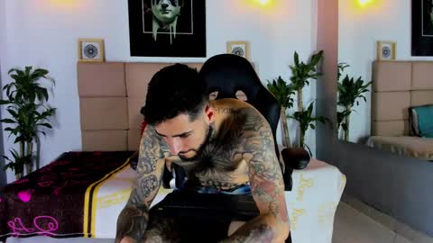 billi_ink777 online show from November 26, 4:35 am