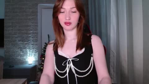 billie_roth online show from December 26, 2:39 pm