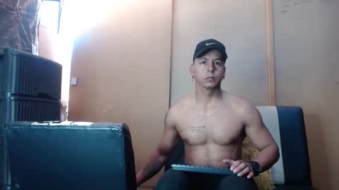 black_hot26 online show from January 7, 1:09 pm