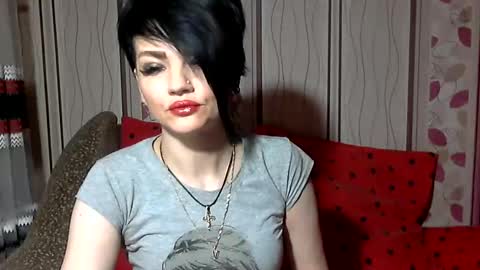 black_hot_01 online show from December 12, 5:01 am