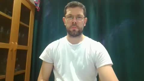 britguy6985 online show from November 21, 11:48 am